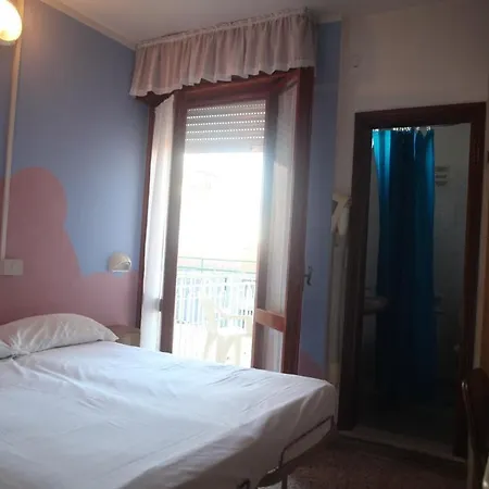 Benvenuti Backpacker Hostel * Rimini