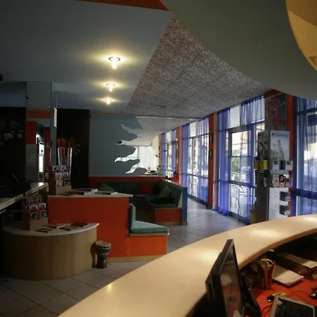 Benvenuti Backpacker Hostel *