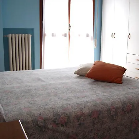 Benvenuti Backpacker Hostel *