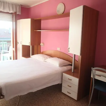Benvenuti Backpacker Hostel * Rimini
